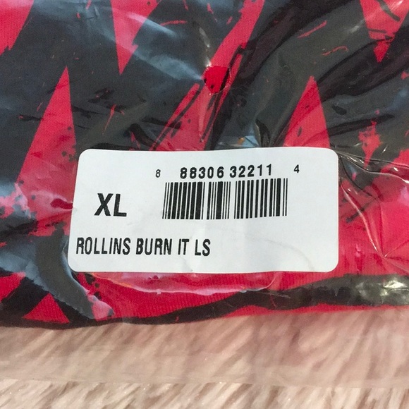 Seth Rollins ‘BURN IT DOWN’ WWE Long Sleeve. - Picture 8 of 9